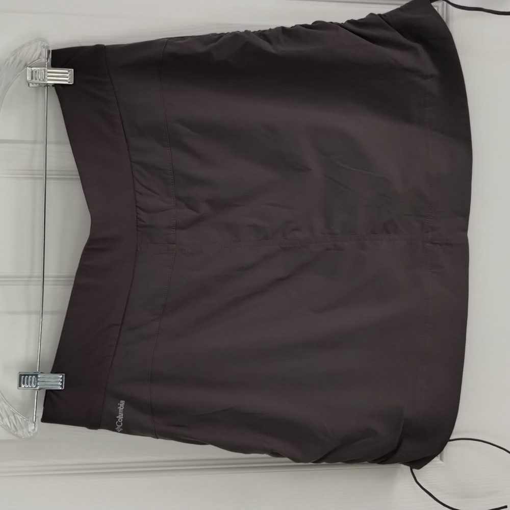Columbia Charcoal Omni-Shield Skort, Size large - Picture 2 of 4